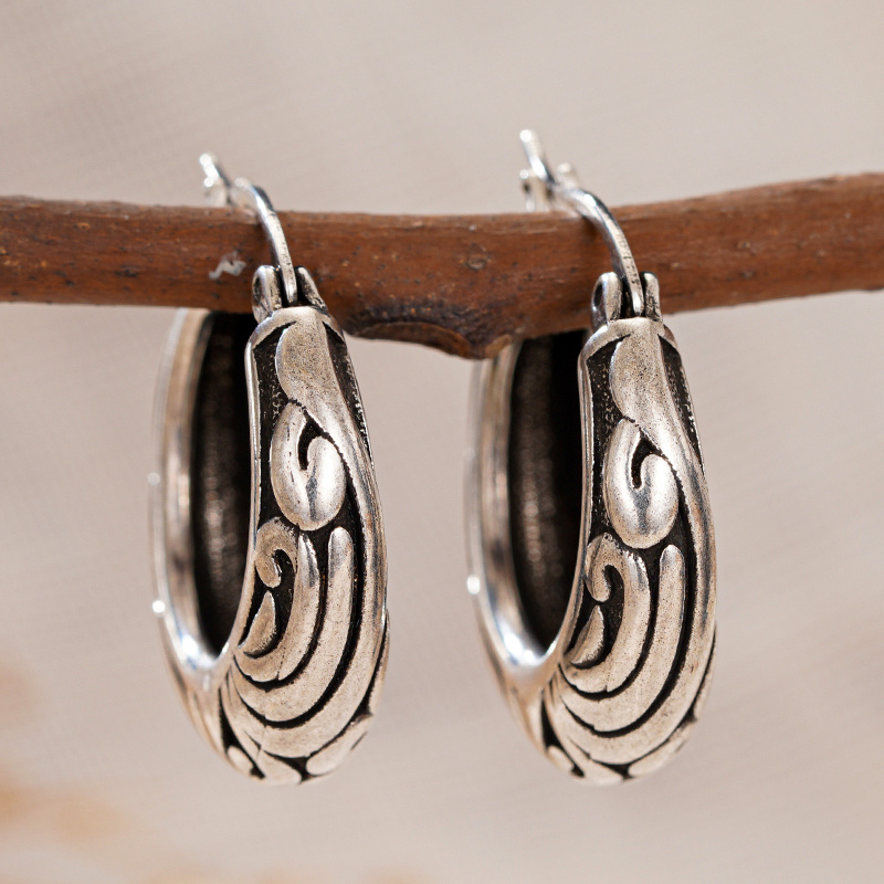 Women's Vintage Engraved Pattern Circle Hoop Earrings, Huggie Style
